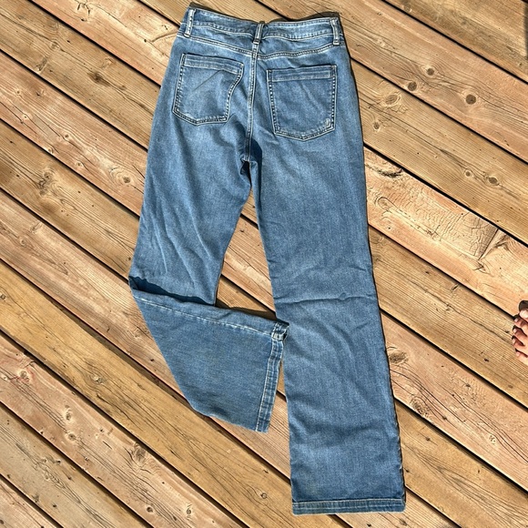 Size 31 Silver Avery Trouser w31/L33 bell bottom cowgirl jean - Picture 3 of 4